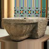 Carved stone baptismal font - Reference 0433 Width 2' 8'' ¼ Height 1' '' ⅝ Carved stone baptismal font - Reference 0433 Width 2' 8'' ¼ Height 1' '' ⅝