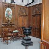 Complete oak paneling with flower still life paintings and hunting decor. - Reference 0799 Width 18' '' ½ Height 12' '' ⅞ Complete oak paneling with flower still life paintings and hunting decor. - Reference 0799 Width 18' '' ½ Height 12' '' ⅞