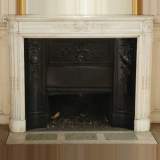 White marble Louis XVI curved mantel - Reference 1339&nbsp;Width&nbsp;4' 4'' ⅜&nbsp;Height&nbsp;3' 5'' ⅜