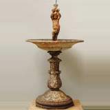 Central cast iron fountain with putto - Reference 9359&nbsp;Width&nbsp;3' 10'' &nbsp;Height&nbsp;6' 10'' ⅝
