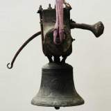 Bronze bell from 1778 and signed "Dumery" - Reference 9404 Width 1' 9'' ⅝ Height 1' 9'' ⅝ Bronze bell from 1778 and signed "Dumery" - Reference 9404 Width 1' 9'' ⅝ Height 1' 9'' ⅝