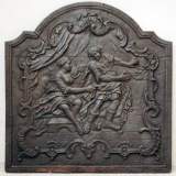 Cast iron fireback with woman and man - Reference 9448&nbsp;Width&nbsp;2' 4'' &nbsp;Height&nbsp;2' 4'' ¾