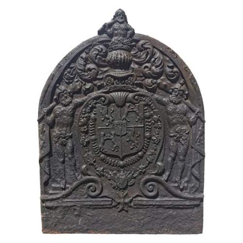 Beautiful antique fireback with Albert de Luynes's coat of arms, 17th century