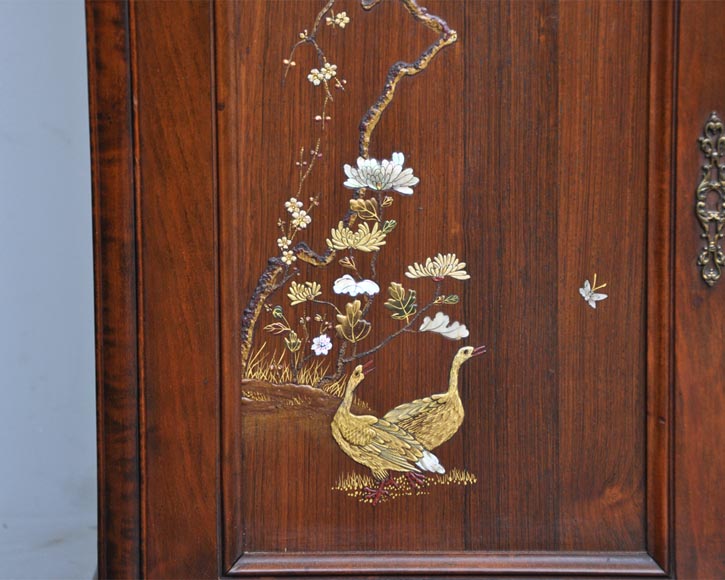 Japanese style display cabinet with birds - Bookcases, desks, Vitrines