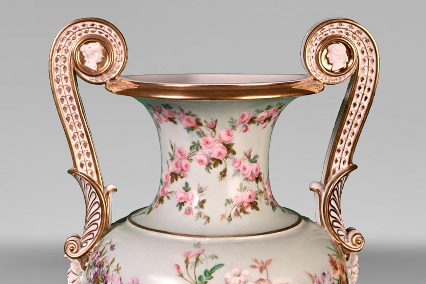 SÈVRES Manufacture, Louis-Philippe Period Vase Adorned with a Lush Floral Decoration, 1846-3