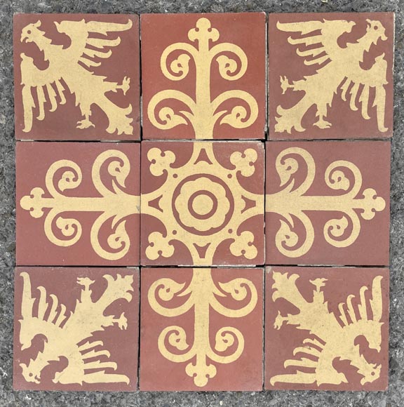 Small 19 m² cement tile floor-4