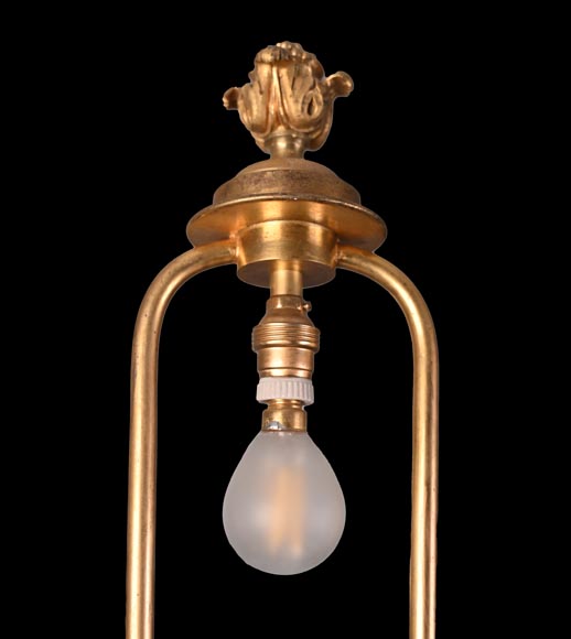 Fonderie Fumière & Co, Rococo pink marble lamp with gilded bronze masks, circa 1906-1926-3