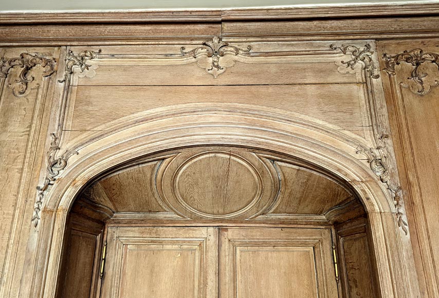 Important Louis XV-period Carved Oak Paneling-11