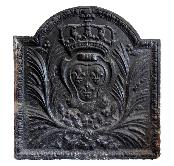 Fireback with the Arms of France from the 18th century-0