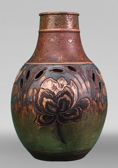 Ernest CHAPLET for the HAVILAND manufacture, Vase with aquatic plant decoration, circa 1880-0