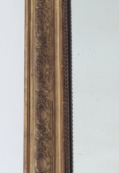 Regency-style gilded trumeau decorated with a cut leather shell-5