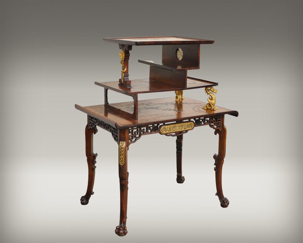 Gabriel VIARDOT (Attrib. to), Japanese table with gilded bronze decorations-1