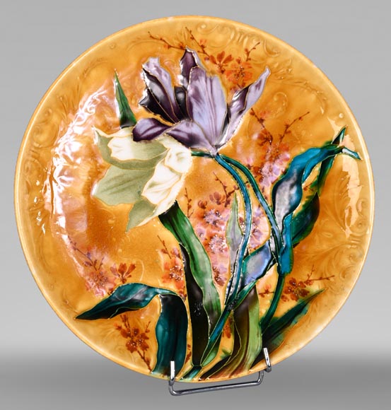 Théodore DECK, Decorative Dish in Glazed Ceramic with Tulips-1