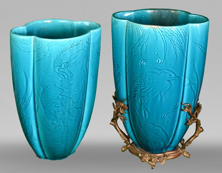 Théodore DECK, Two Japanese-style four-lobed vases, one with a frame, circa 1875-0