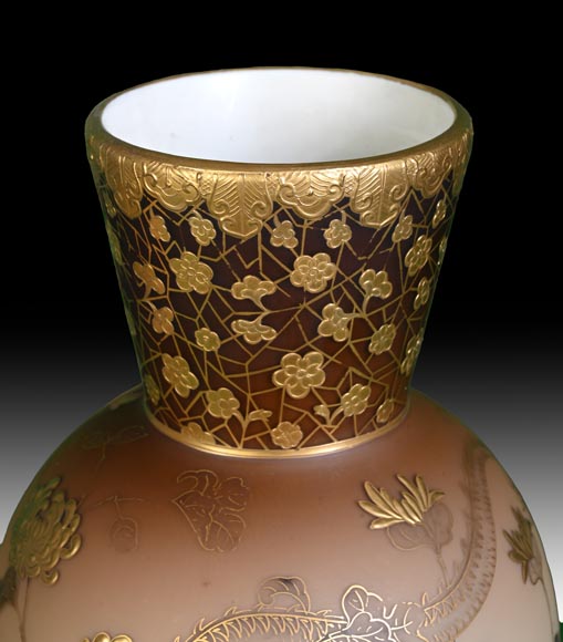 Jules Barbe for Thomas Webb (attributed to), Japanese-style Vase with Dragons, late 19th Century -3