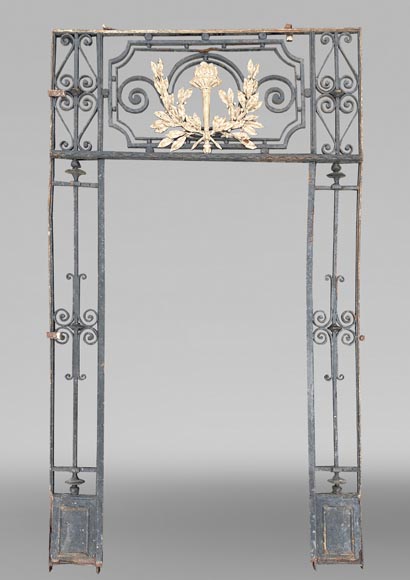 Cast-iron double leaf gate with frame-1