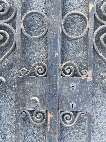 Cast-iron double leaf gate with frame-5