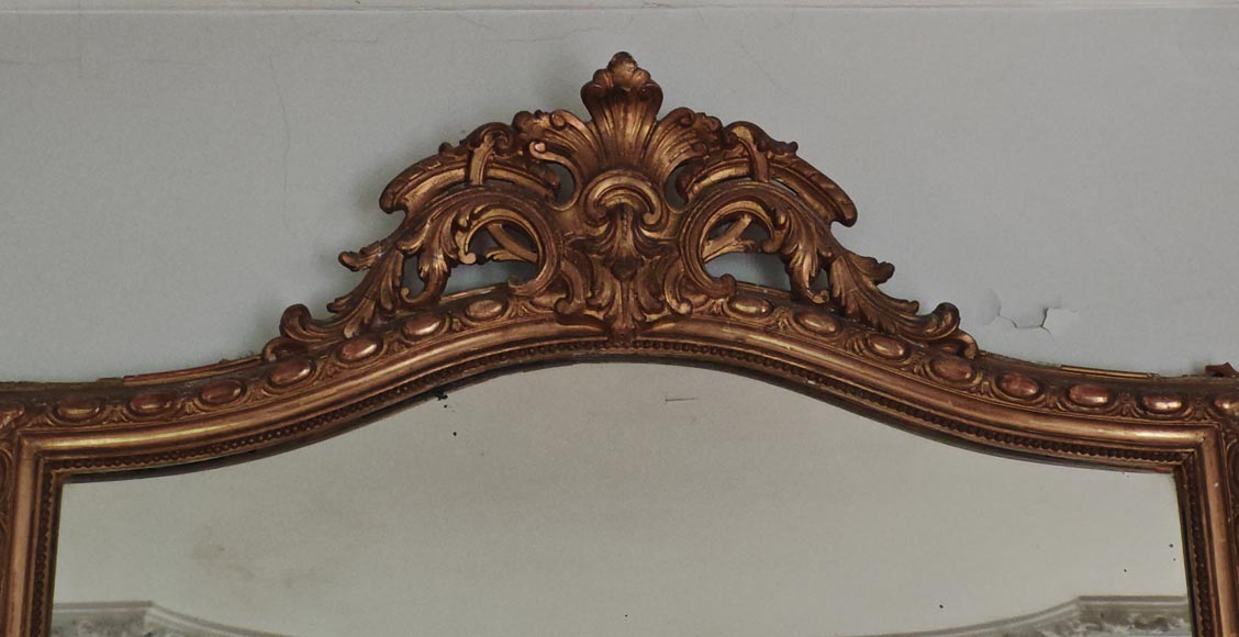 Gilded Louis XV style trumeau adorned with an openwork palmette-1