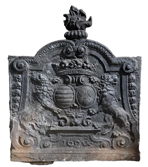 Fireback bearing the arms of Louis-Urbain Le Febvre de Caumartin and Marie-Jeanne Quentin de Richebourg, 1690-0