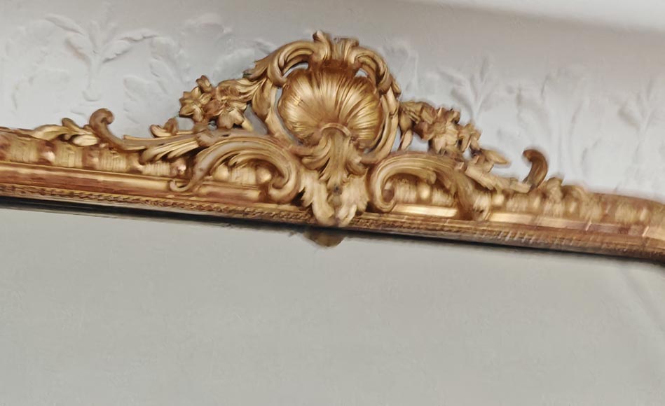 Gilded Louis XV style trumeau topped by an openwork shell-2