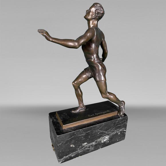 Karl P. KOWALCZEWSKI (1876-1927) “A Runner”, statuette in patinated regula-0