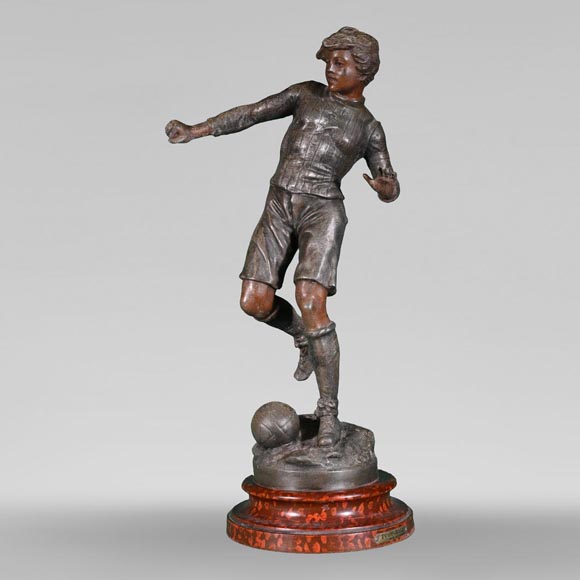 L and F MOREAU (after), “Soccer player”, statuette in two-tone patinated regula-0