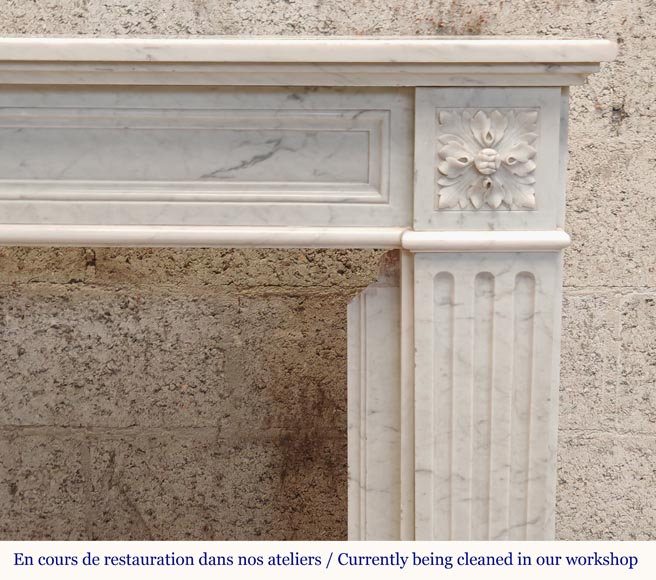 Louis XVI mantel in Carrara marble-6