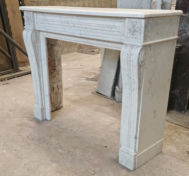 Louis XVI style mantel in veined Carrara marble with pearl entablature-6