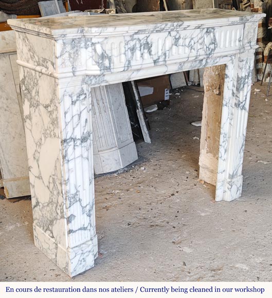 Louis XVI style mantel in Arabescato marble decorated with fluting-2