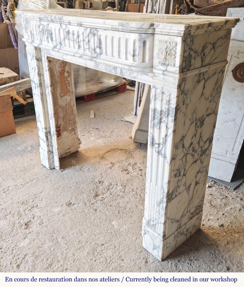 Louis XVI style mantel in Arabescato marble decorated with fluting-5