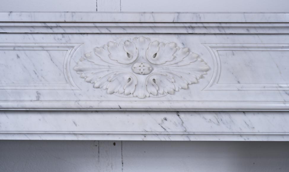 Louis XVI style mantel in Carrara marble with acanthus leaves-1