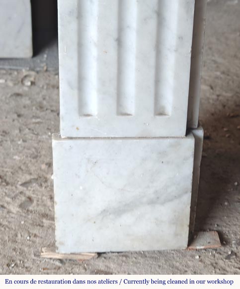 Louis XVI style mantel in veined Carrara marble-7