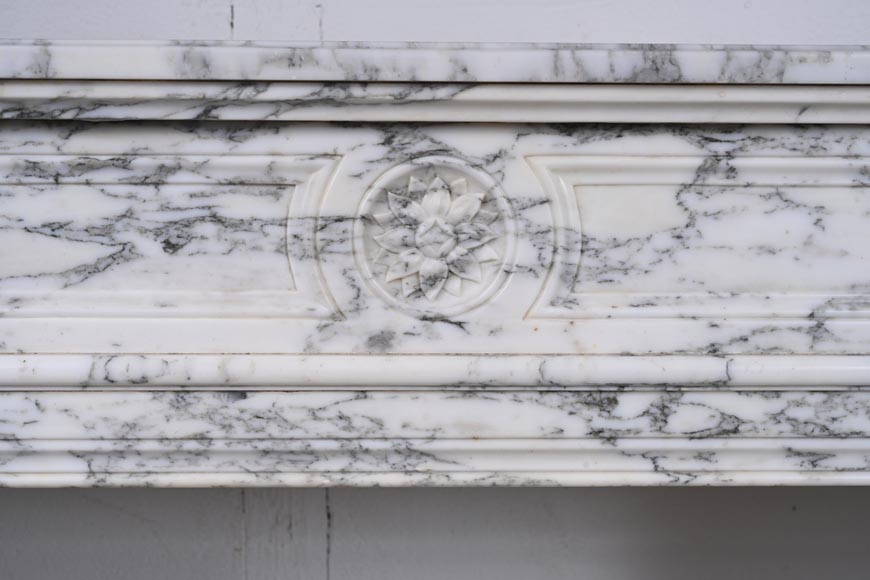 Round Louis XVI style mantel in veined Arabescato marble adorned with a sunflower-1