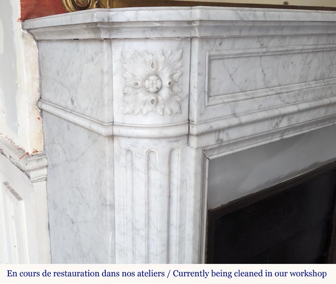 Louis XVI style Carrara marble mantel with rounded corners-3