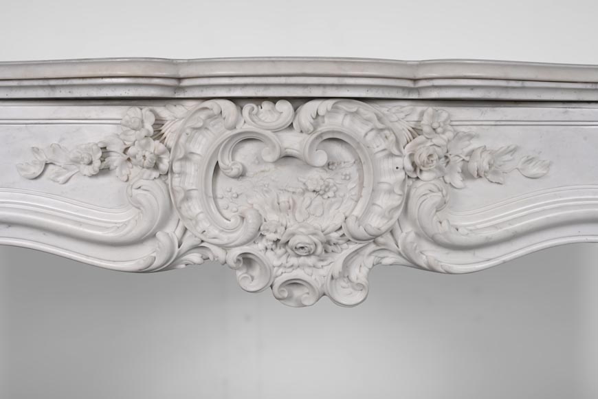 Jules CANTINI (attributed to) - Large Napoleon III style mantel in highly carved Carrara marble-1