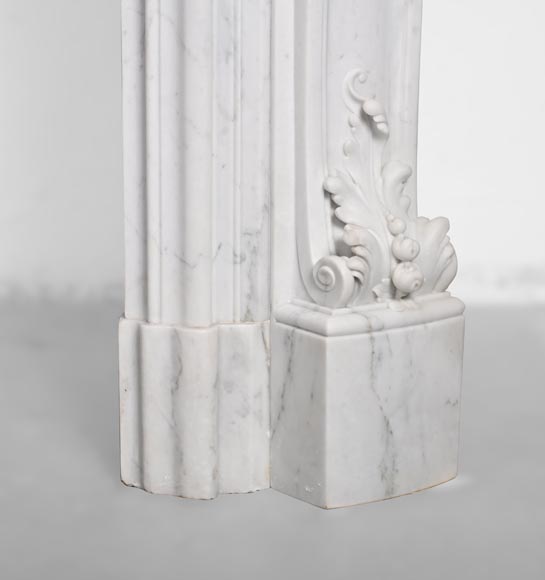 Jules CANTINI (attributed to) - Large Napoleon III style mantel in highly carved Carrara marble-15