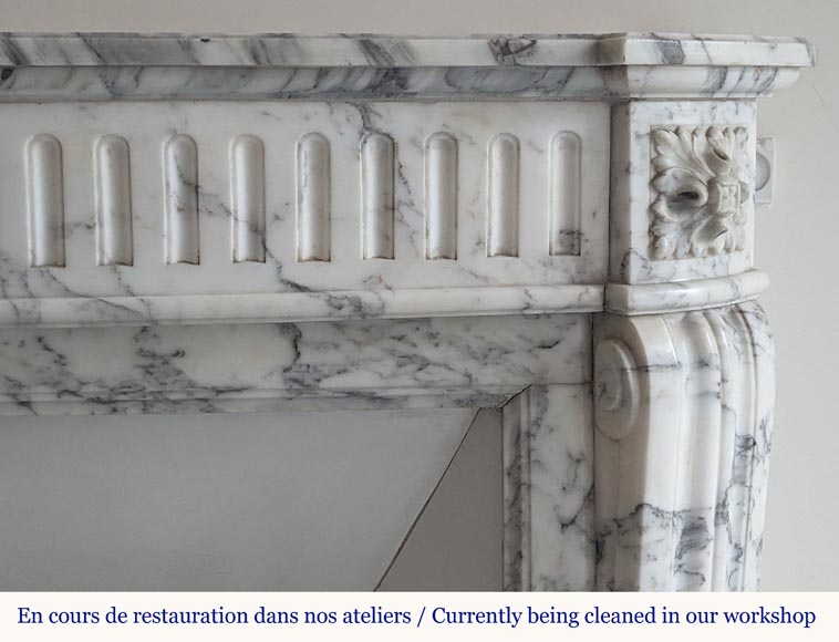 Louis XVI style curved mantel with curved flutes in Arabescato marble-6