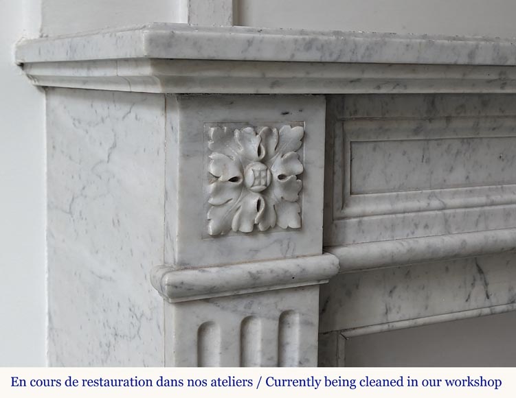 Louis XVI style mantel in Carrara marble adorned with rosettes-3