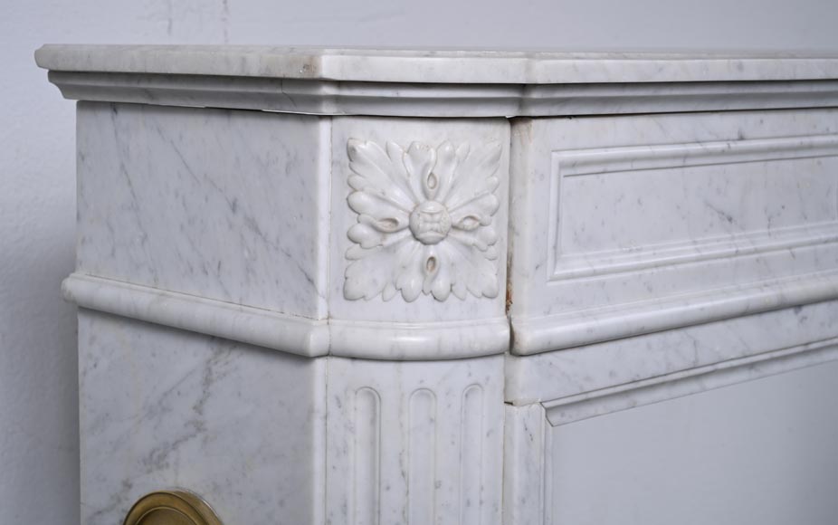 Louis XVI style Carrara marble mantel with rounded corners-4