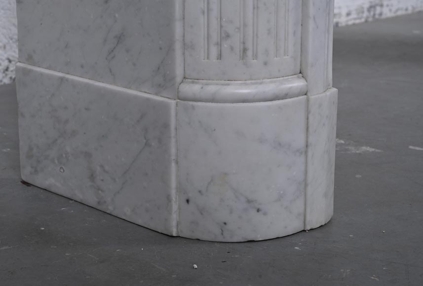 Louis XVI style Carrara marble mantel with rounded corners-5