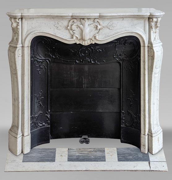 Louis XV style mantel in Carrara marble adorned with palmettes-0