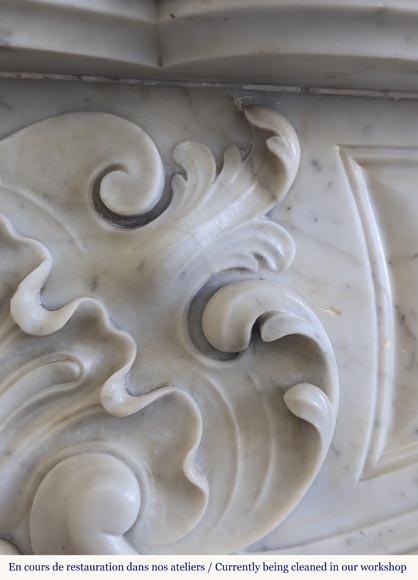 Louis XV style mantel in Carrara marble-3
