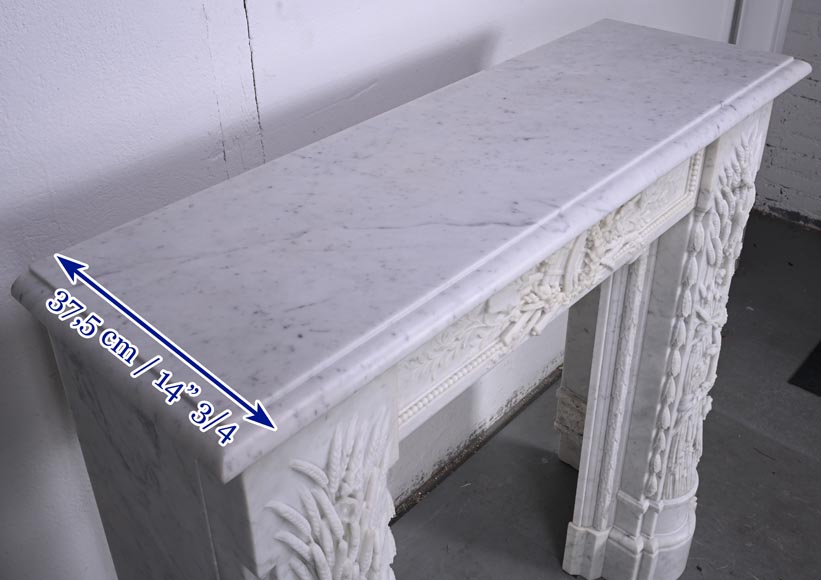 Napoleon III style mantel in Carrara marble with wheat ears-16