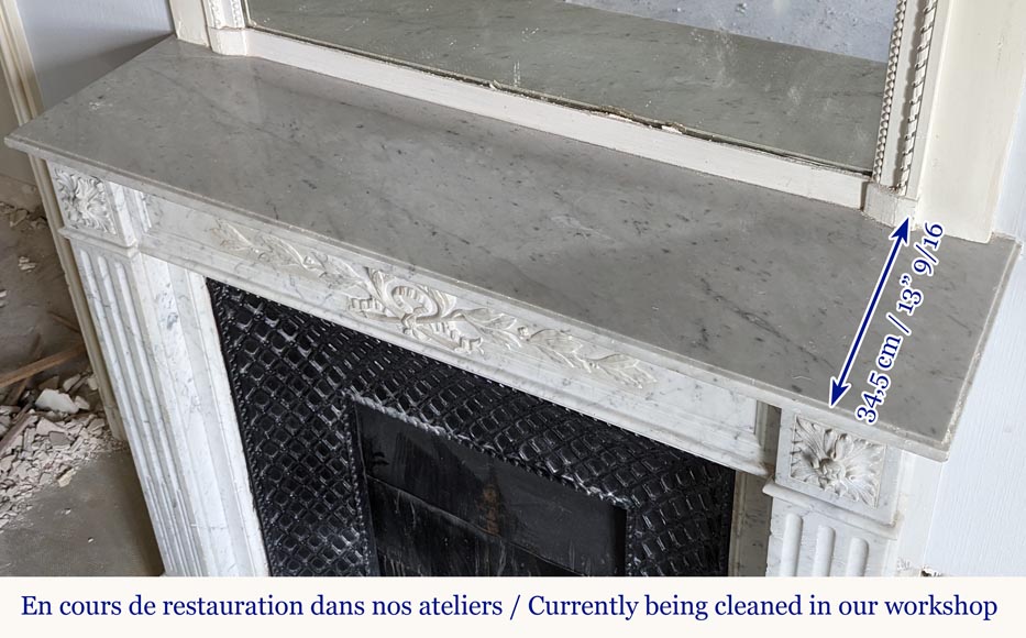 Louis XVI mantel in Carrara marble adorned with a laurel wreath-9