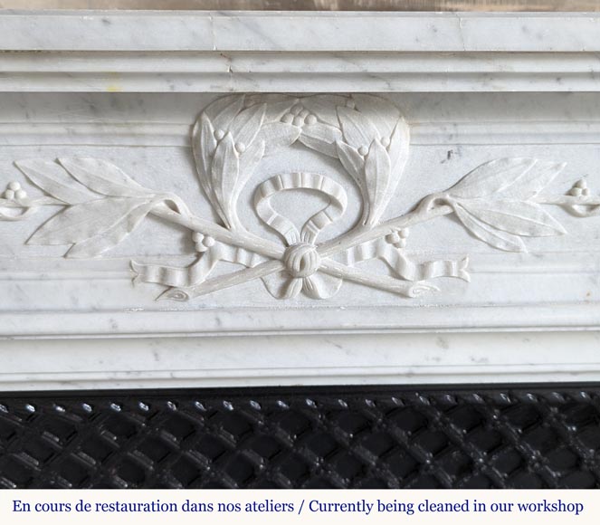 Louis XVI style mantel in Carrara marble adorned with a laurel wreath-2