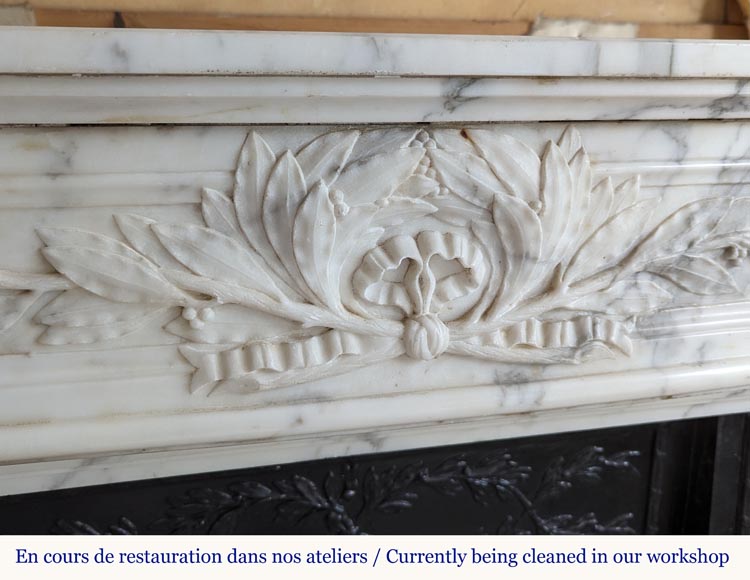 Curved Louis XVI style mantel in Arabescato marble decorated with a laurel wreath-2