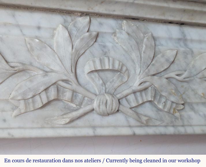 Louis XVI style mantel in Carrara marble adorned with a laurel wreath-2