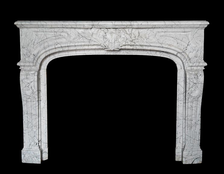 Large Regency-Style Mantelpiece in Veined Carrara Marble-0