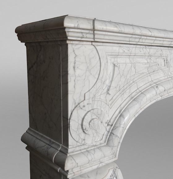 Large Regency-style mantel in veined Carrara marble-5