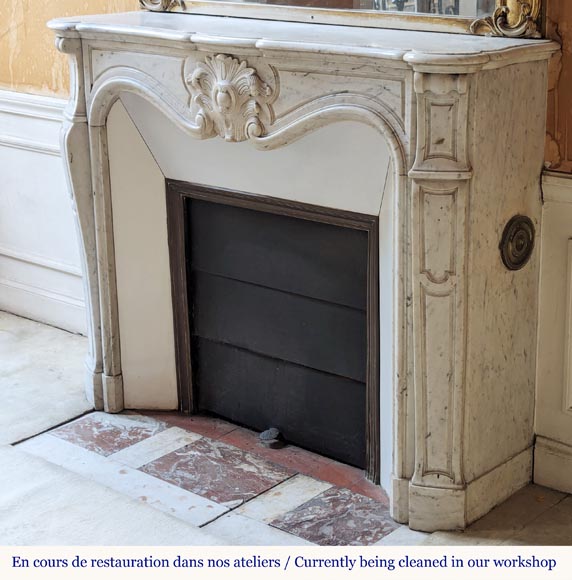 Louis XV style mantel in Carrara marble-5